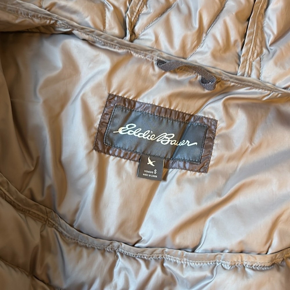 Eddie Bauer winter puffer jacket women’s size S - Picture 3 of 15